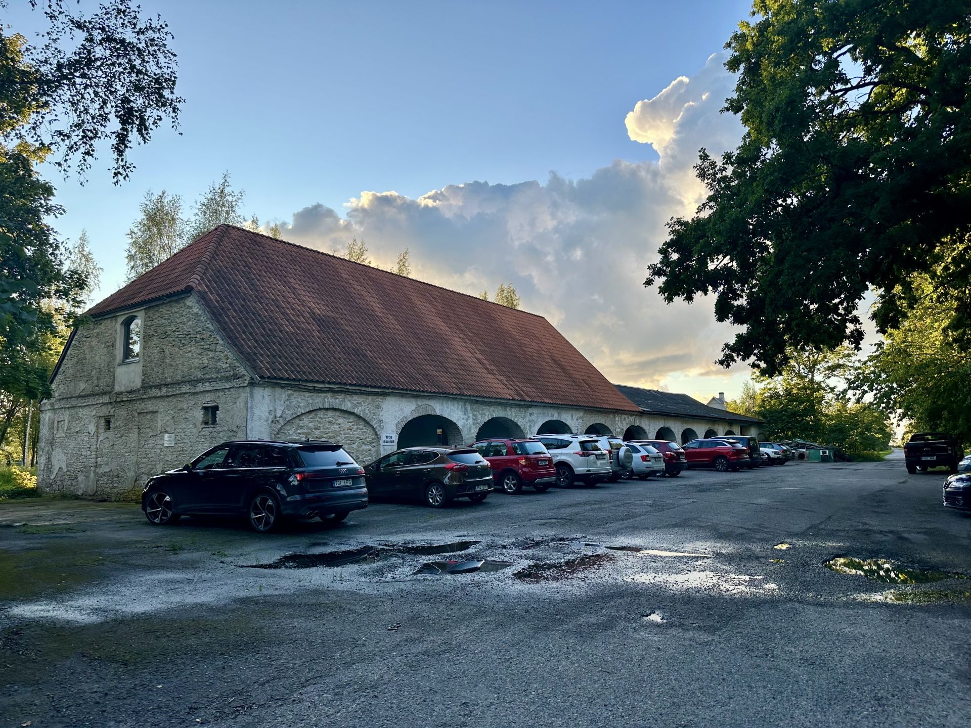 Virtsu mõisatall. Virtsu, Eesti. Visit Virtsu