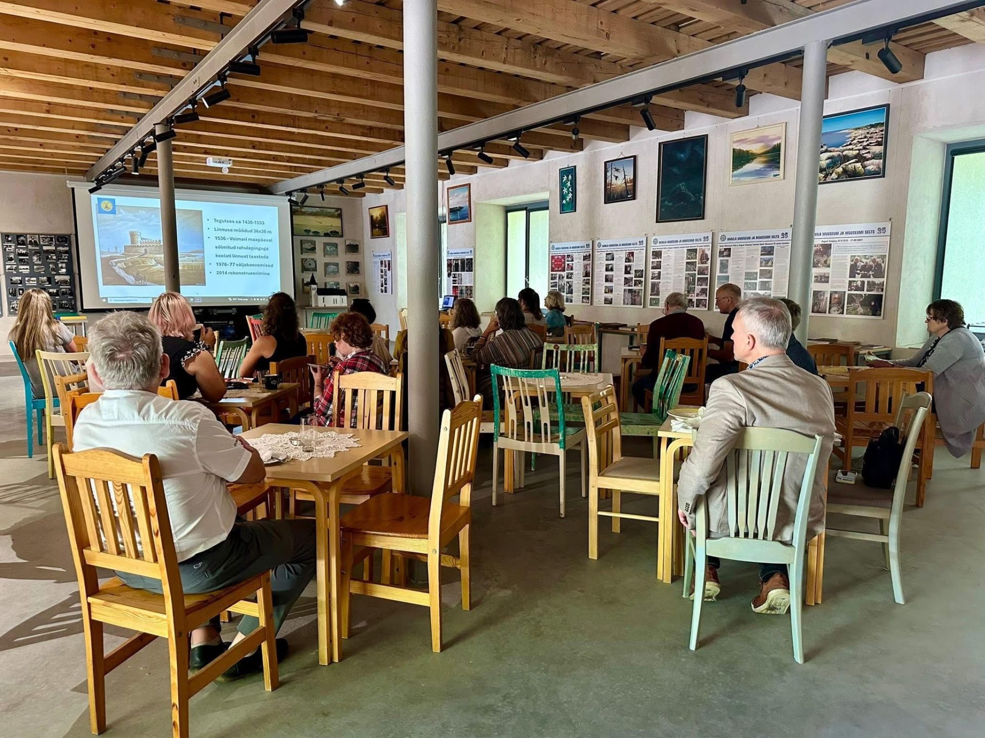 Virtsu mõisatall Visit Virtsu